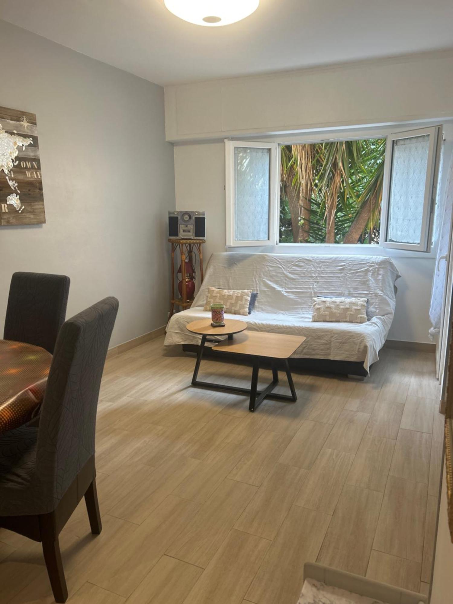 Location Saisonniere Apartment Ментона Екстериор снимка