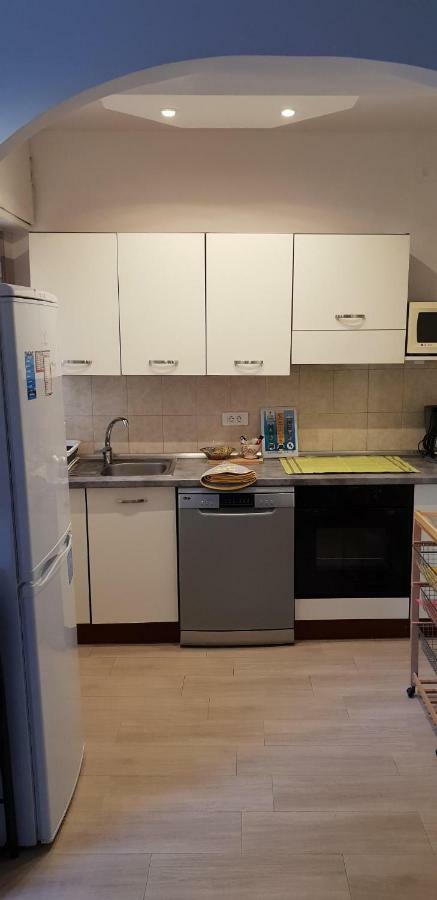 Location Saisonniere Apartment Ментона Екстериор снимка